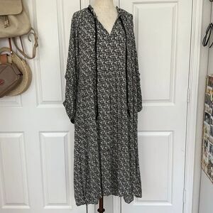 Uncle Frank black & white floral bohemian maxi dress
